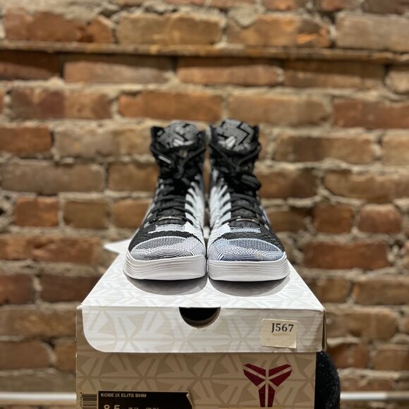 Nike Kobe 9 Elite “BHM” – Black/White – Size 8.5 (US) / 41 (EU) - Picture 2 of 9
